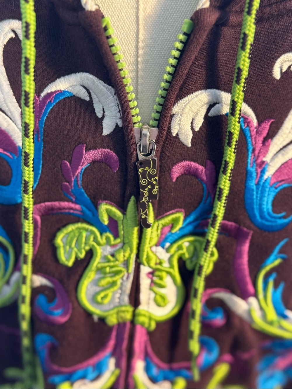 Artful Dodger Y2K Elaborately Embroidered Purple Hoodie 2XL Full Zip Graphic. - Picture 8 of 9